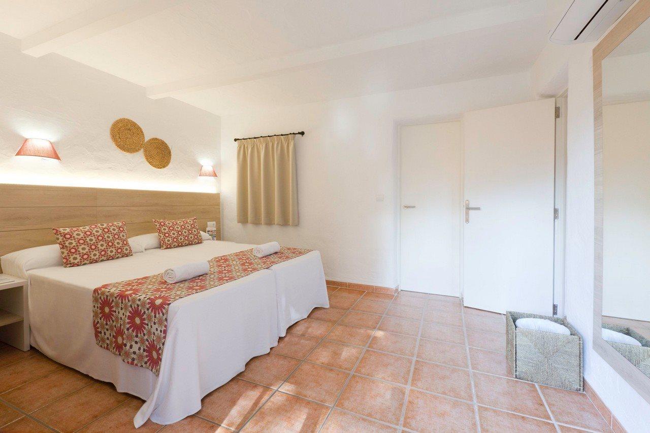 Fergus Style Punta Arabi Hotel Es Canar  Exterior photo