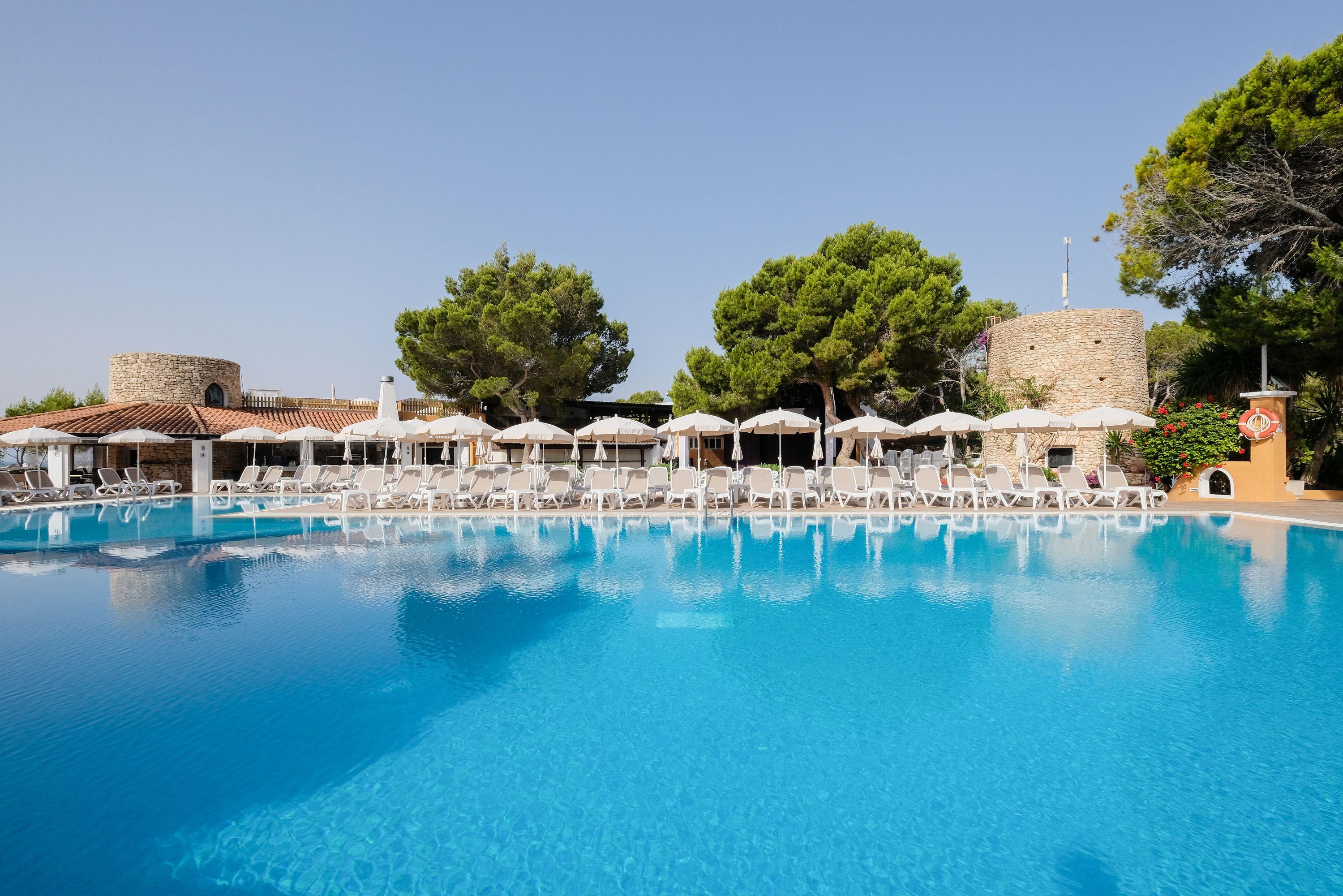 Fergus Style Punta Arabi Hotel Es Canar  Exterior photo