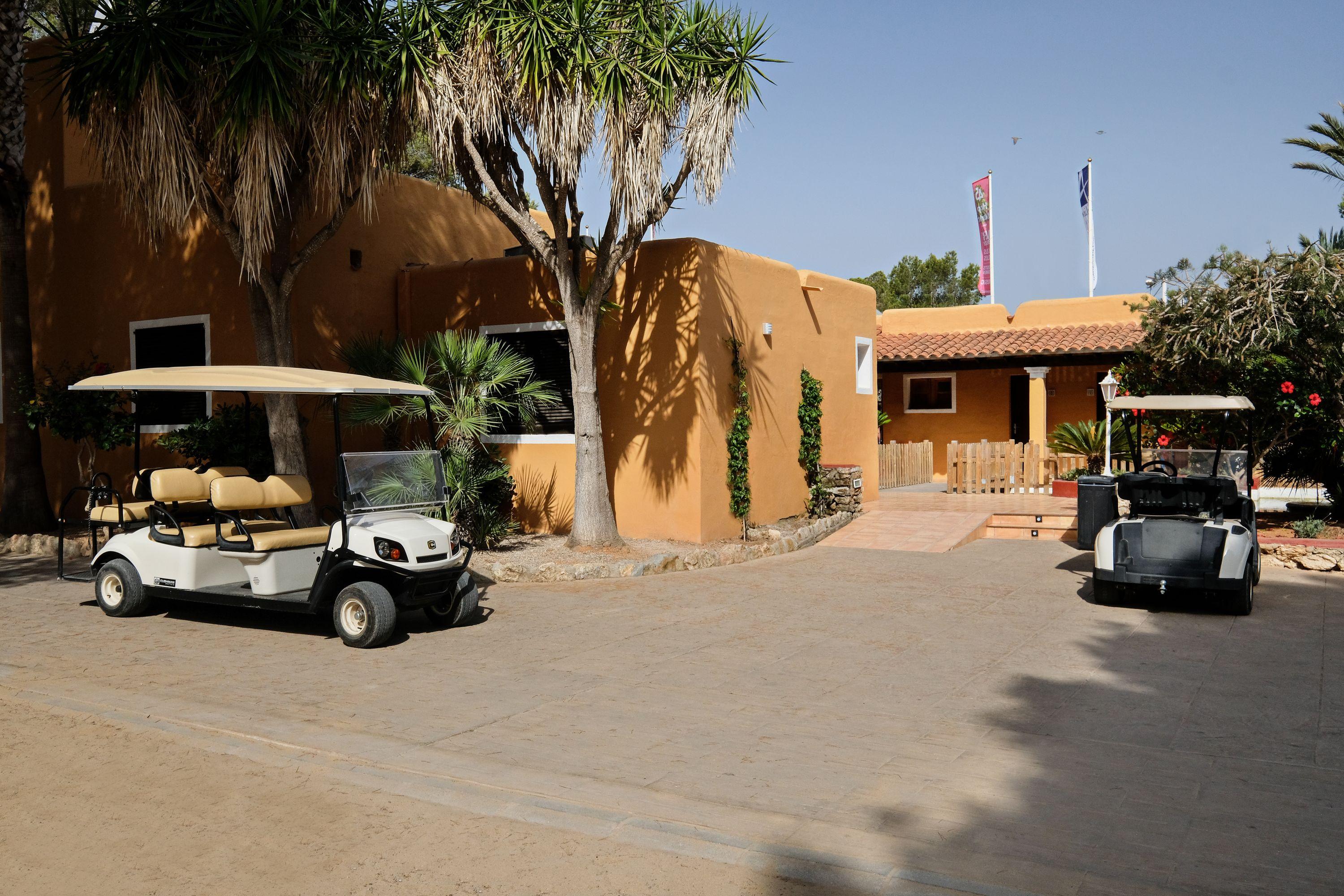 Fergus Style Punta Arabi Hotel Es Canar  Exterior photo