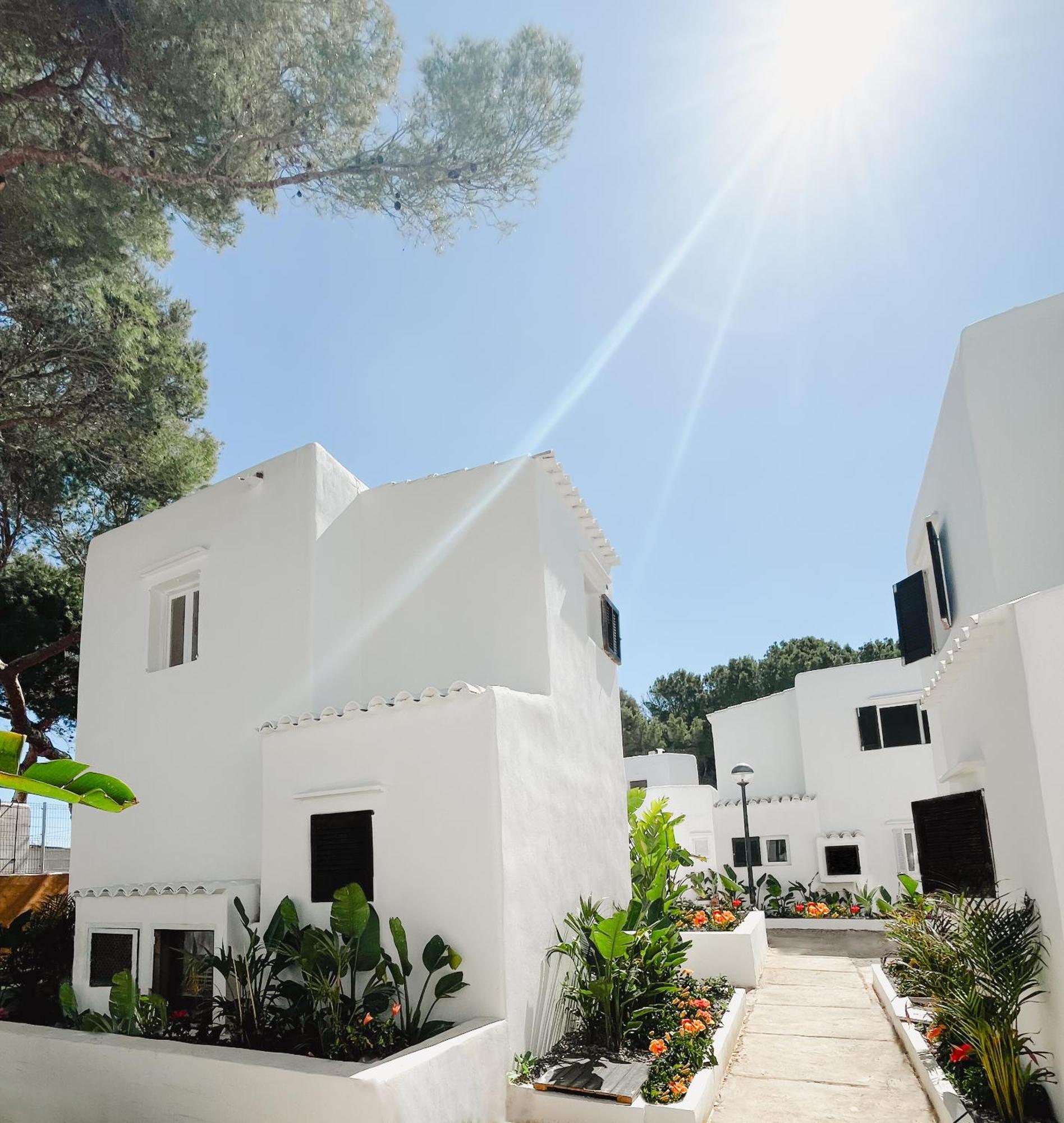 Fergus Style Punta Arabi Hotel Es Canar  Exterior photo