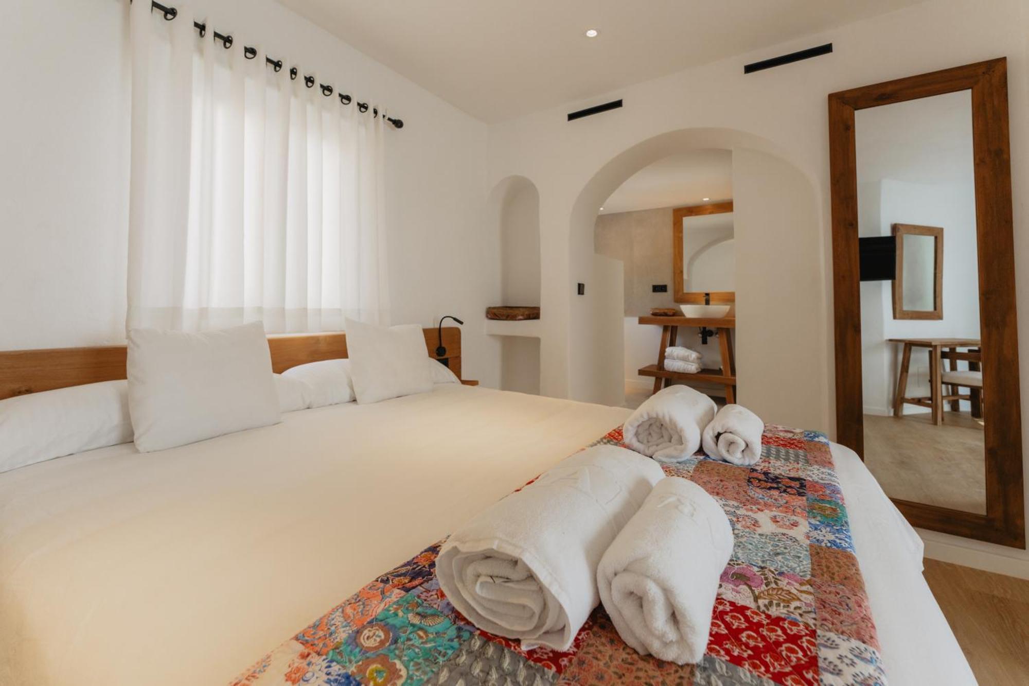 Fergus Style Punta Arabi Hotel Es Canar  Exterior photo